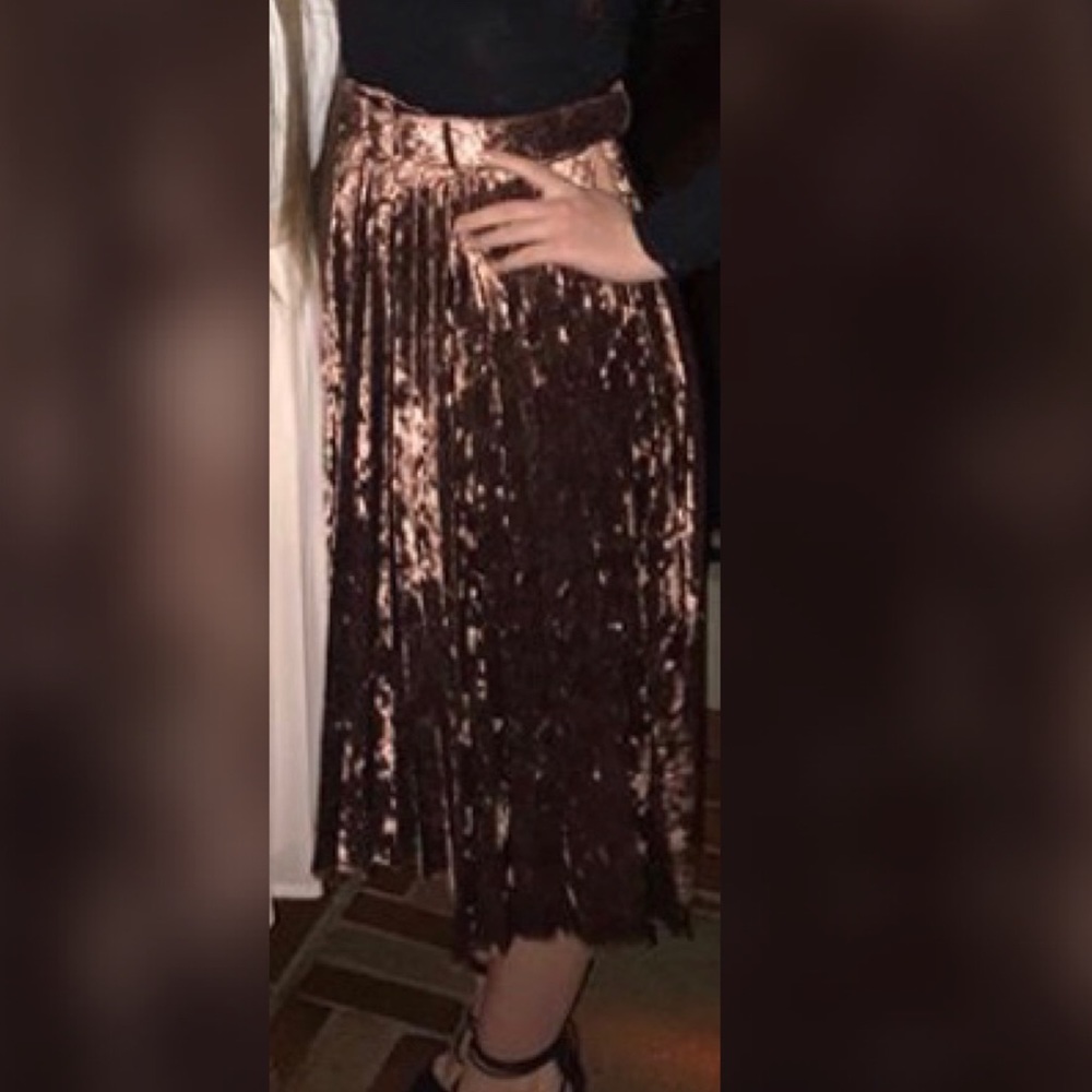 Crushed velvet midi skirt